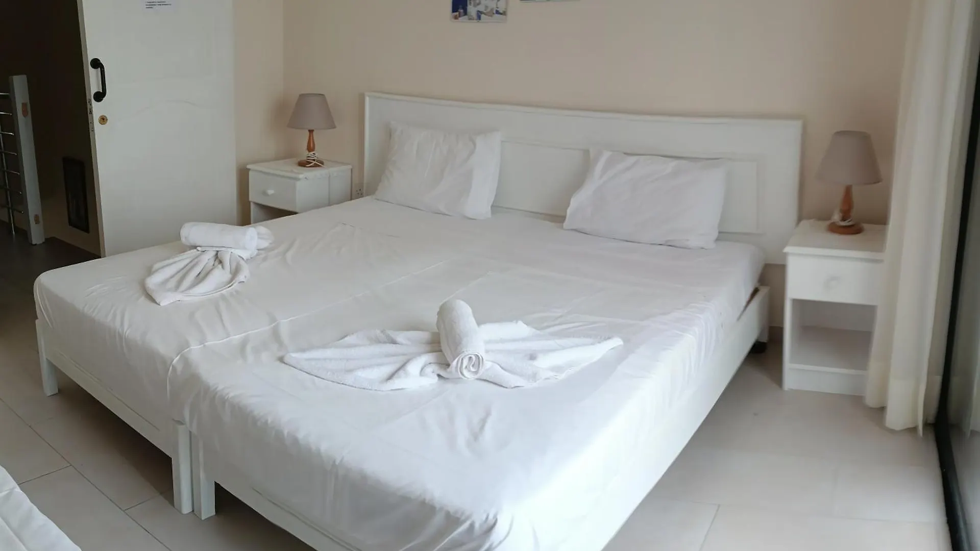 Feriehus Soula Beach House Protaras